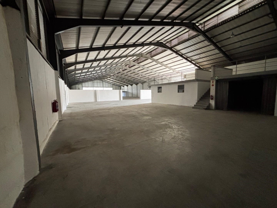 To Let commercial Property for Rent in Killarney Gardens Western Cape